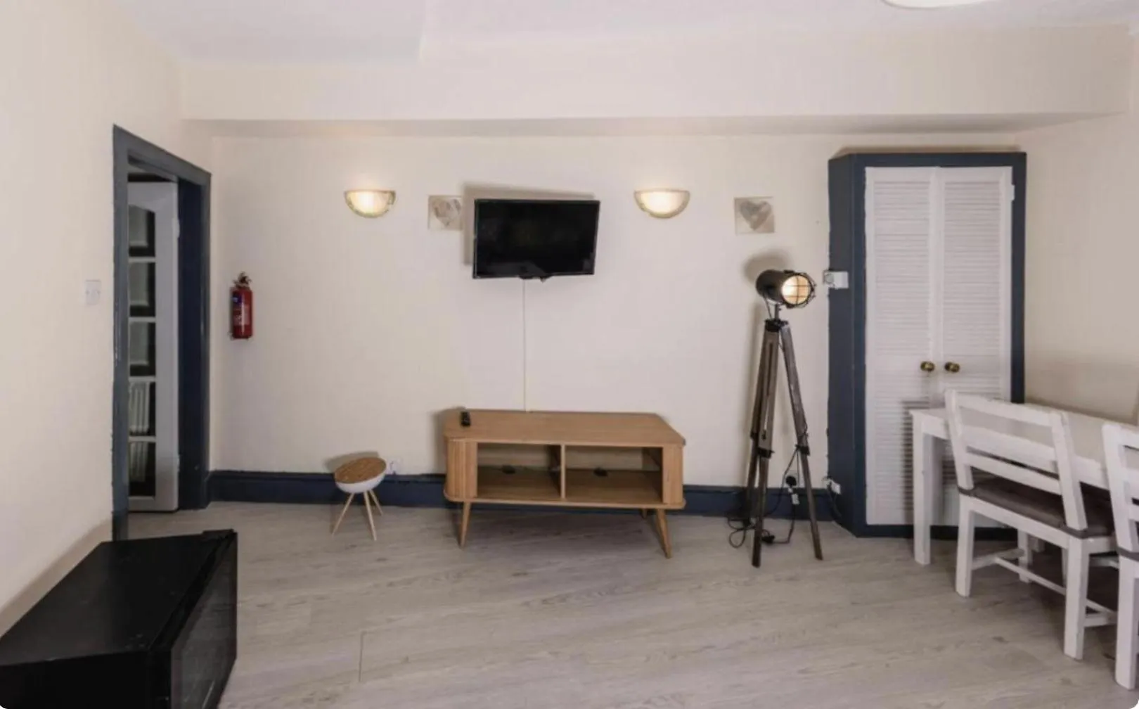 Warm & Welcoming Apartment By The Meadows! City Center 7 Edinburgh